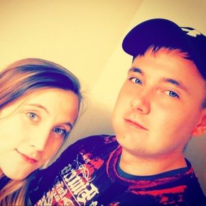 Meet your Posher, Logan